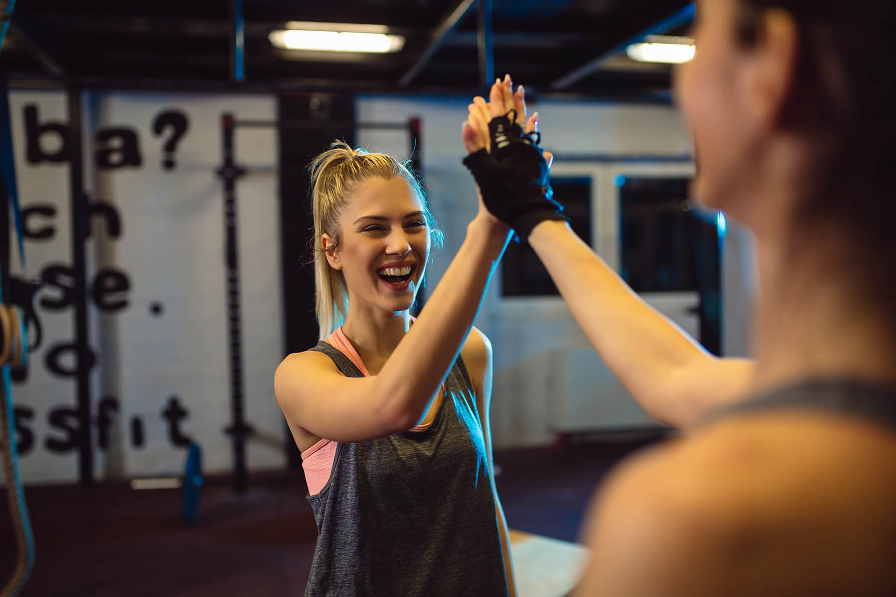 fitnessgirl-happy